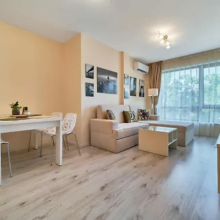 South Bay - Monk Apartamento Varna