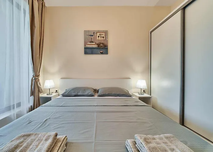 South Bay - Monk 公寓 瓦爾納